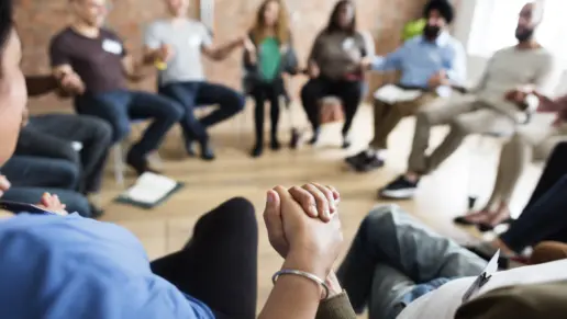 Support Groups For Addiction Recovery: AA, NA, & More