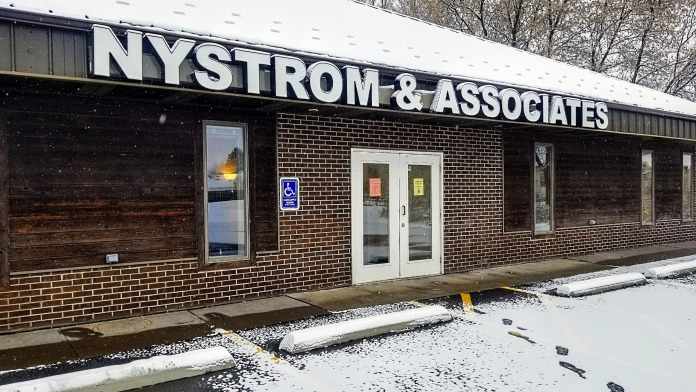 Nystrom and Associates - Cambridge Clinic MN 55008