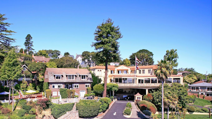 The facilities at Alta Mira Recovery Programs in Sausalito, CA 5