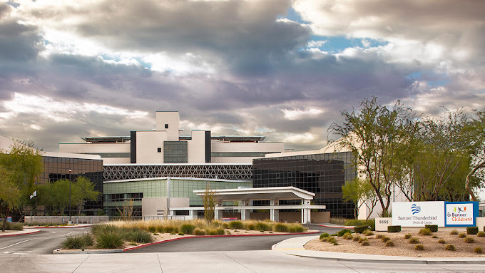 The facilities at Banner Thunderbird Medical Center in Glendale, AZ 4