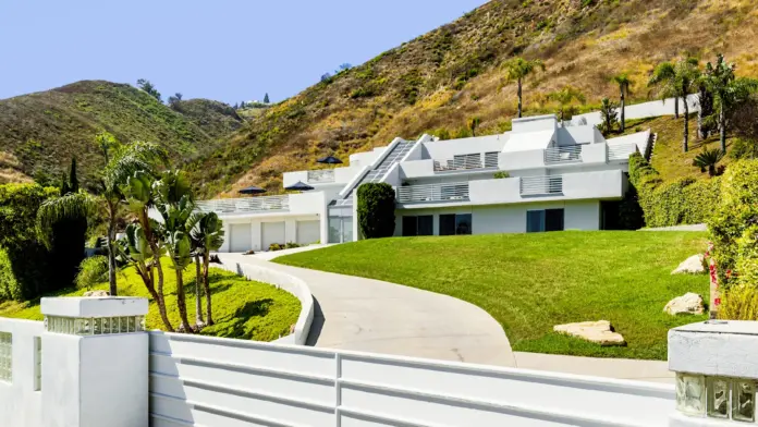 The facilities at Beachside Teen Treatment Center in Malibu, CA 5