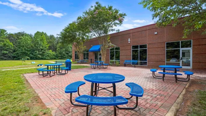 The facilities at Carolina Center for Recovery in Charlotte, NC 2