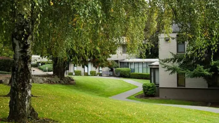 The facilities at Cascade Behavioral Health Hospital in Tukwila, WA 3