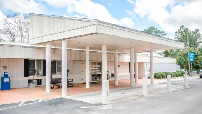 The facilities at Chautauqua Healthcare Services in Defuniak Springs, FL 3