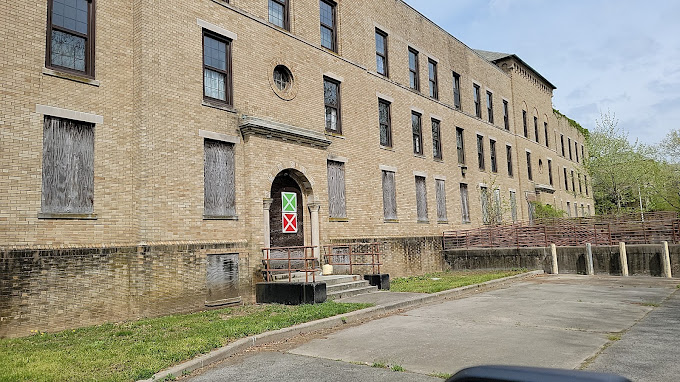 The facilities at Creedmoor Psychiatric Center in Queens, NY 1