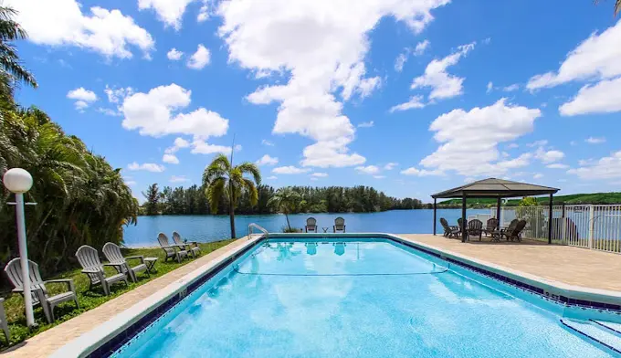 The facilities at Crystal Lake Healing in Deerfield Beach, FL 4