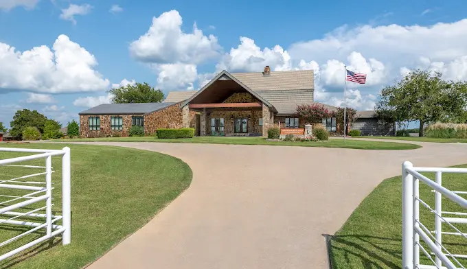 The facilities at Enterhealth Life Recovery Center in Van Alstyne, TX 4