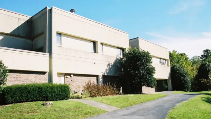 The facilities at Frontier Health - Holston Counseling Center in Kingsport, TN 1