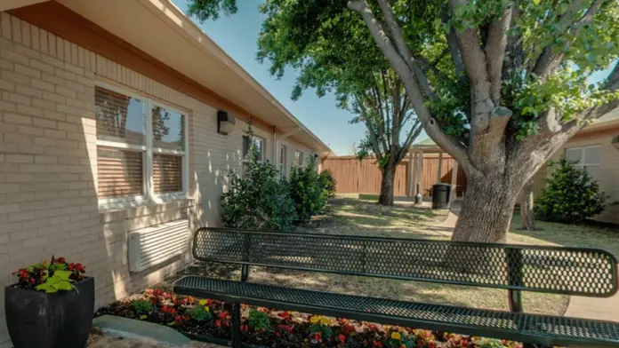 The facilities at Hickory Trail Hospital in Desoto, TX 4