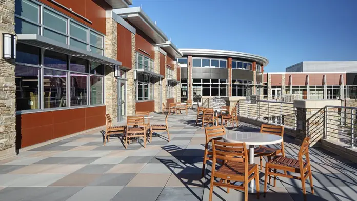 The facilities at Kishwaukee Community Hospital in Dekalb, IL 2