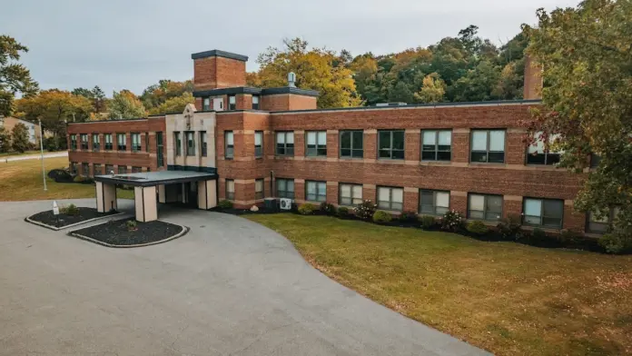 The facilities at Praxis of Cleveland by Landmark Recovery in Euclid, OH 5