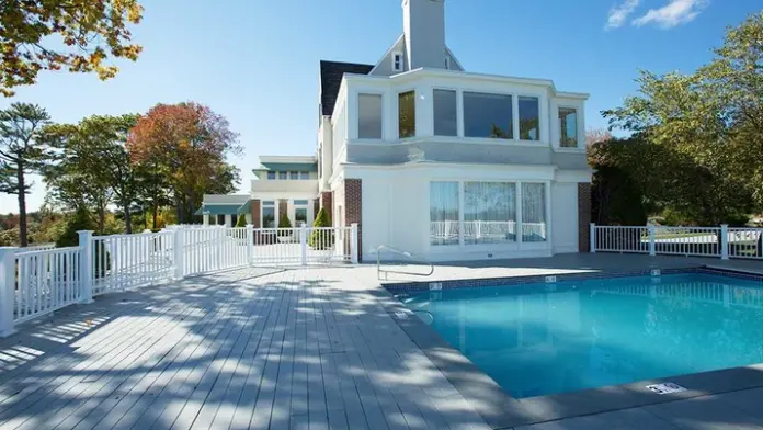 The facilities at McLean - Borden Cottage in Camden, ME 3