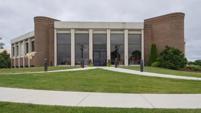 The facilities at Midwest Center for Youth and Families in Kouts, IN 4