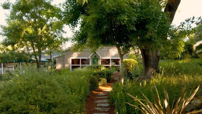 The facilities at Mountain Vista Farm in Glen Ellen, CA 1