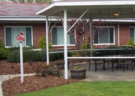 The facilities at NHC Healthcare in Lawrenceburg, TN 5