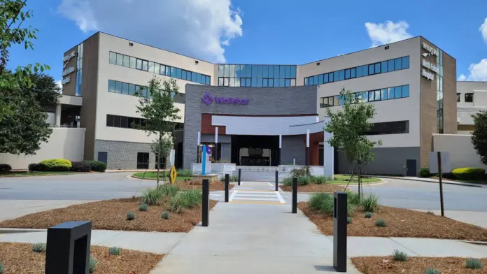 The facilities at North Fulton Regional Hospital in Roswell, GA 4