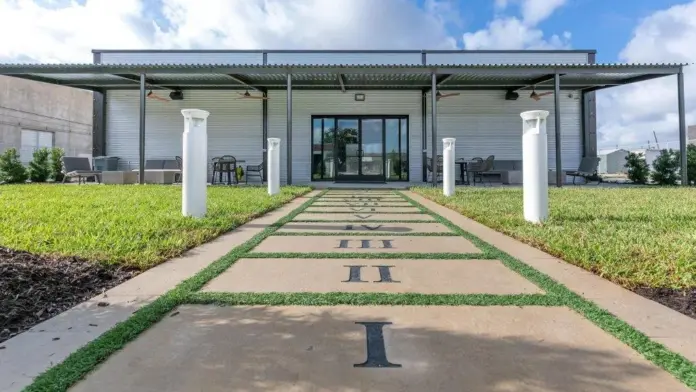 The facilities at Post Oak Club in Houston, TX 2