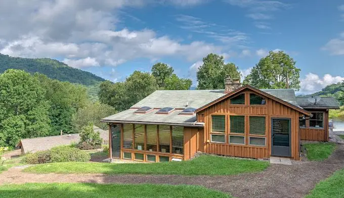 The facilities at Red Oak Recovery in Leicester, NC 2