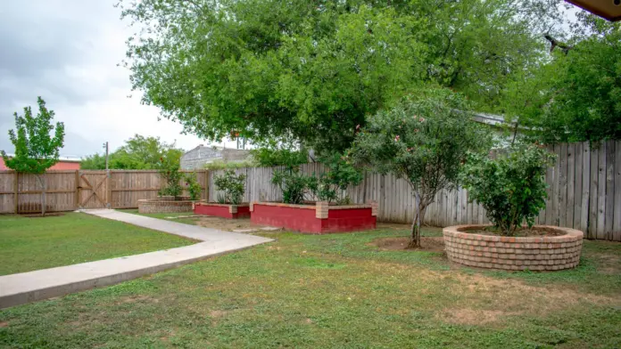 The facilities at SCAN - Serving Children and Adults in Need - Serenidad Recovery Home in Laredo, TX 4