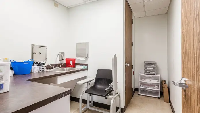 The facilities at Springfield Comprehensive Treatment Center in Springfield, MA 1