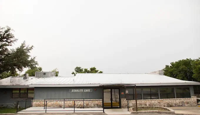 The facilities at Starlite Recovery Center in Center Point, TX 1