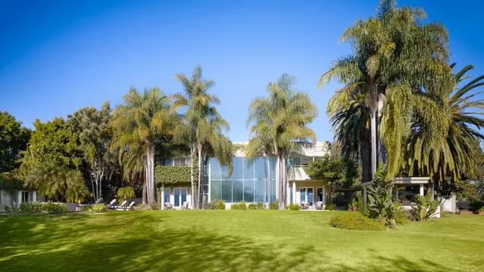 The facilities at Summit Malibu - Sea Vista Drive in Malibu, CA 5