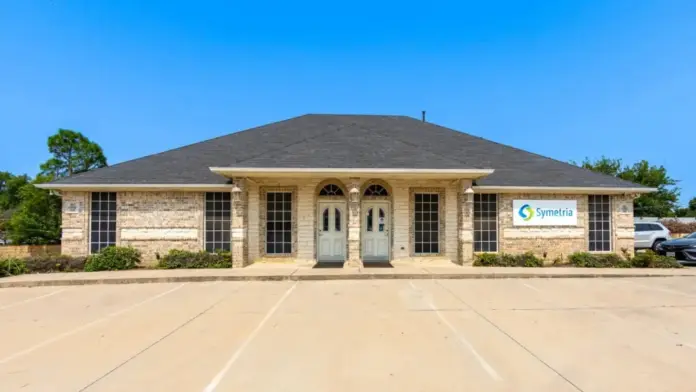 The facilities at Symetria Recovery - Hurst in Hurst, TX 4