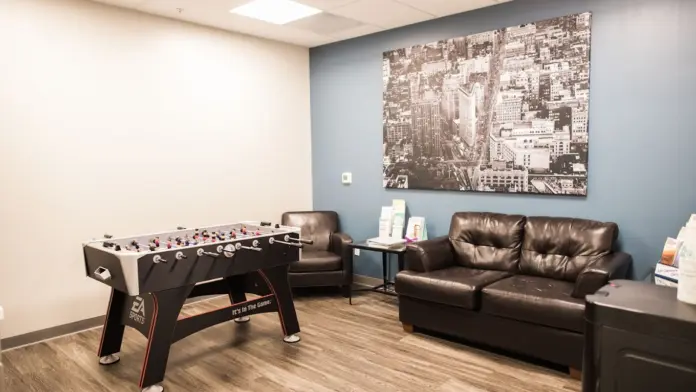 The facilities at Synergy Recovery Services in Bakersfield, CA 1