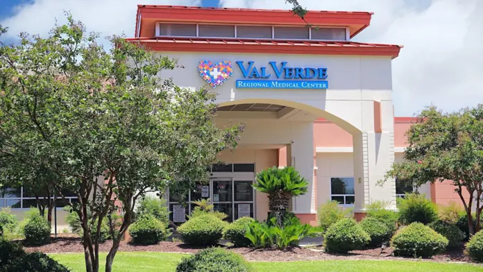 The facilities at Val Verde Regional Medical Center in Del Rio, TX 3