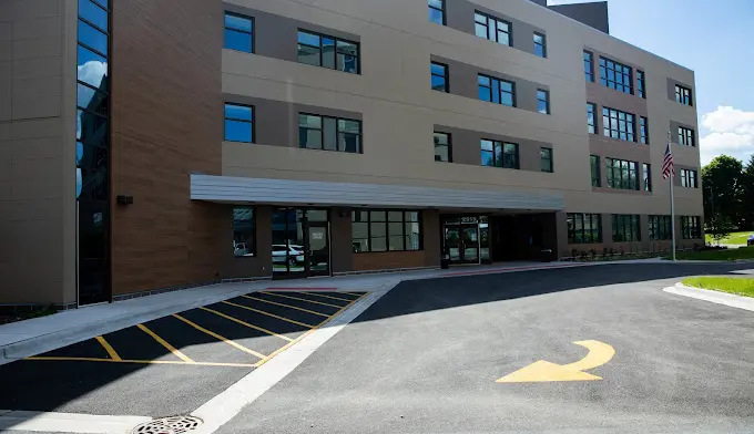 The facilities at Vista Medical Center West - Behavioral Health in Waukegan, IL 2