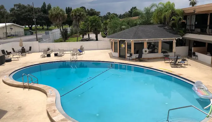 The facilities at White Sands Treatment Center in Plant City, FL 1