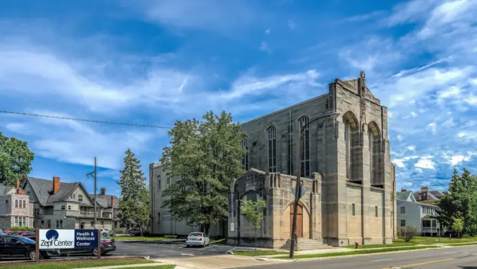 The facilities at Zepf Center - Collingwood Boulevard in Toledo, OH 1